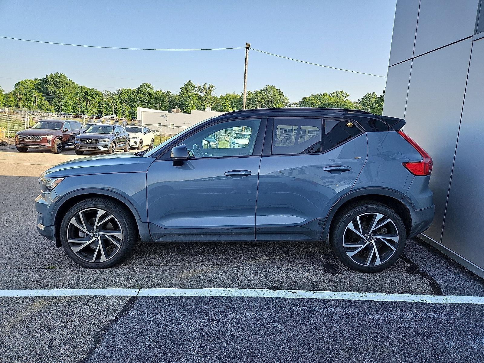 2021 Volvo XC40 T5 AWD R-Design