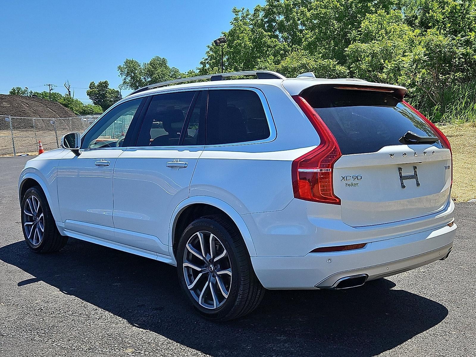 2019 Volvo XC90 T6 AWD Momentum