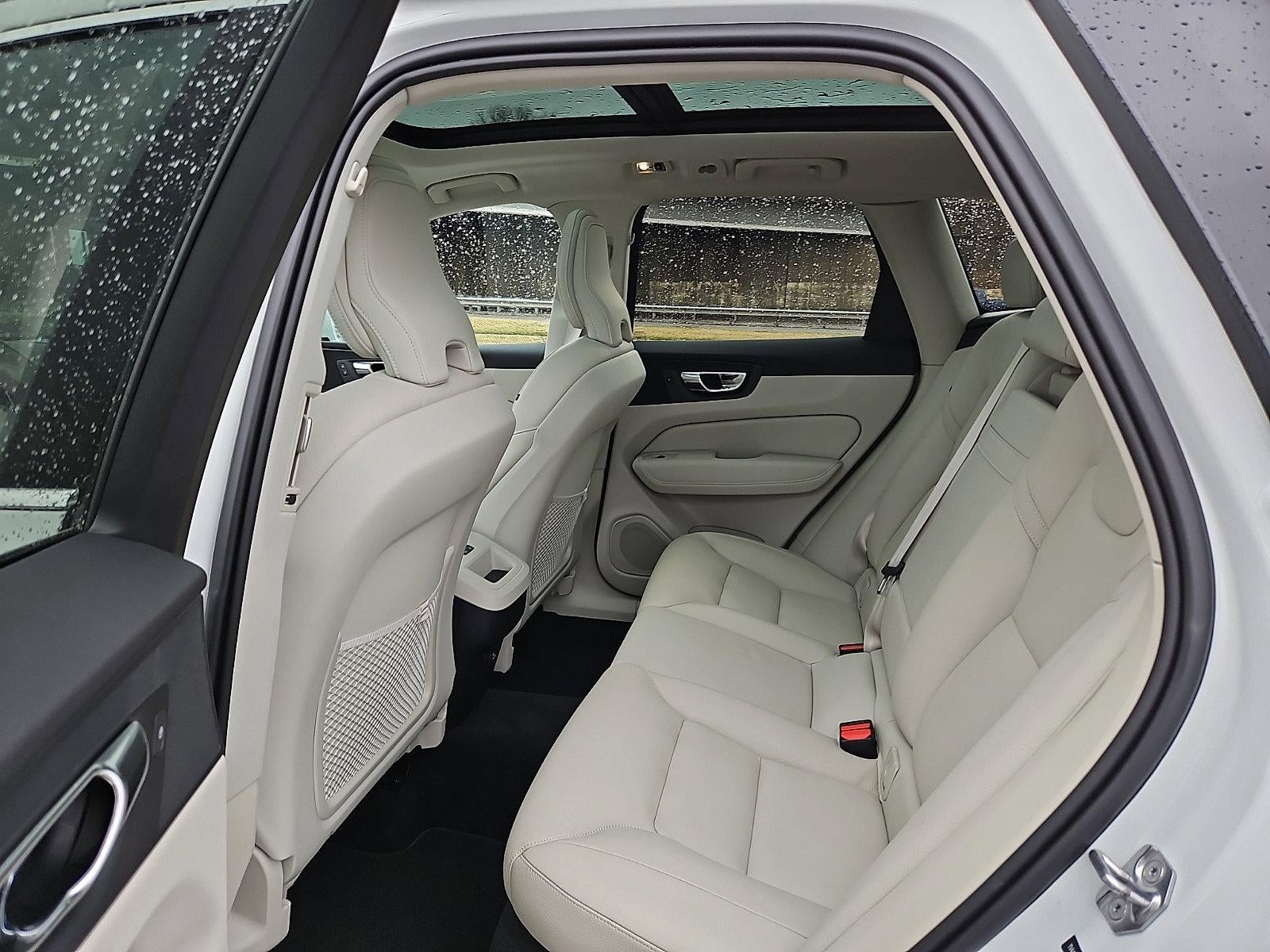 2020 Volvo XC60 T6 AWD Momentum