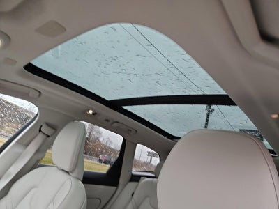 2020 Volvo XC60 T6 AWD Momentum