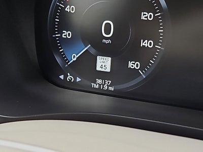 2020 Volvo XC60 T6 AWD Momentum