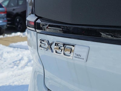 2026 Volvo EX30 Twin Motor AWD Cross Country Ultra