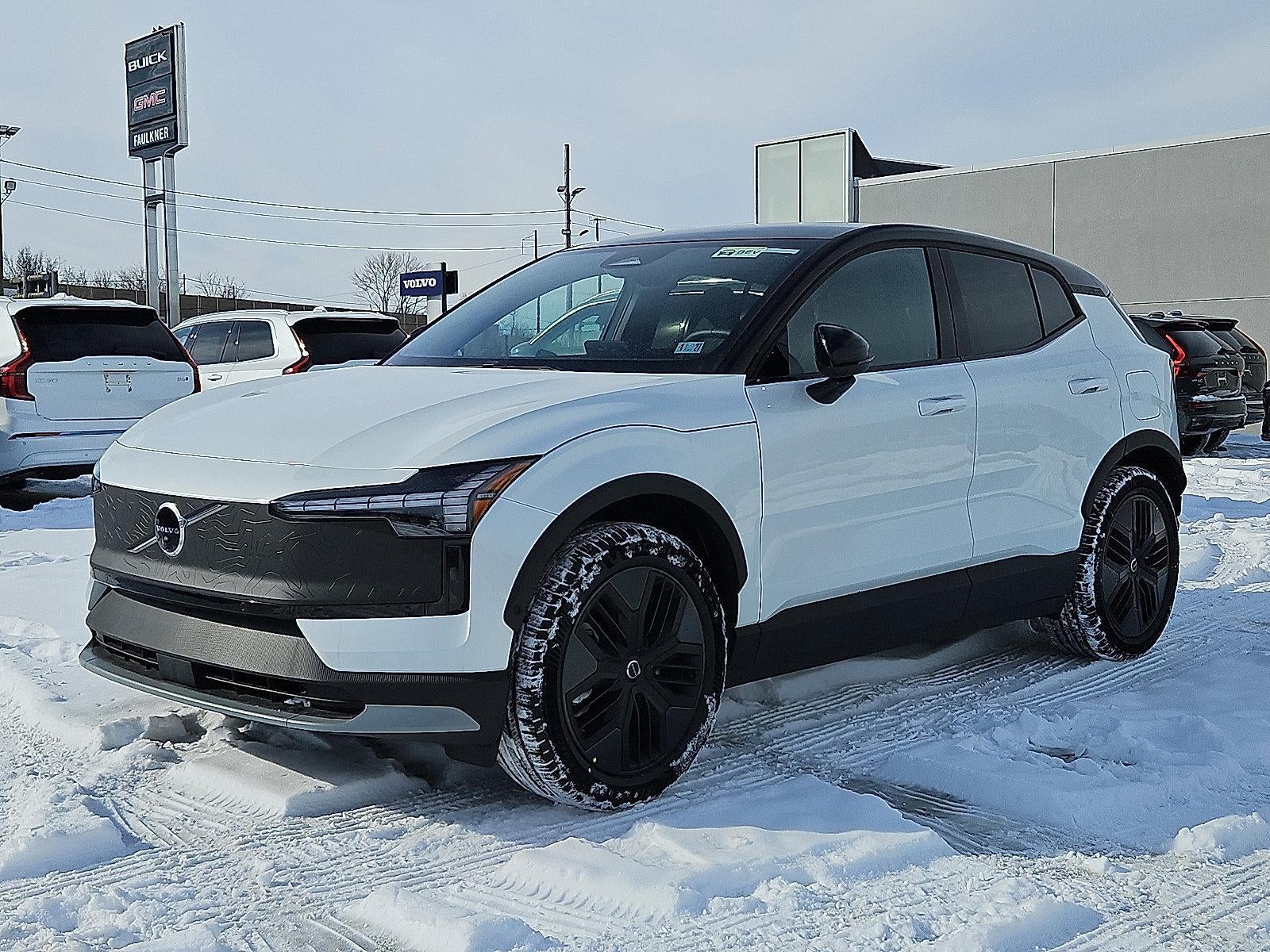 2026 Volvo EX30 Twin Motor AWD Cross Country Ultra