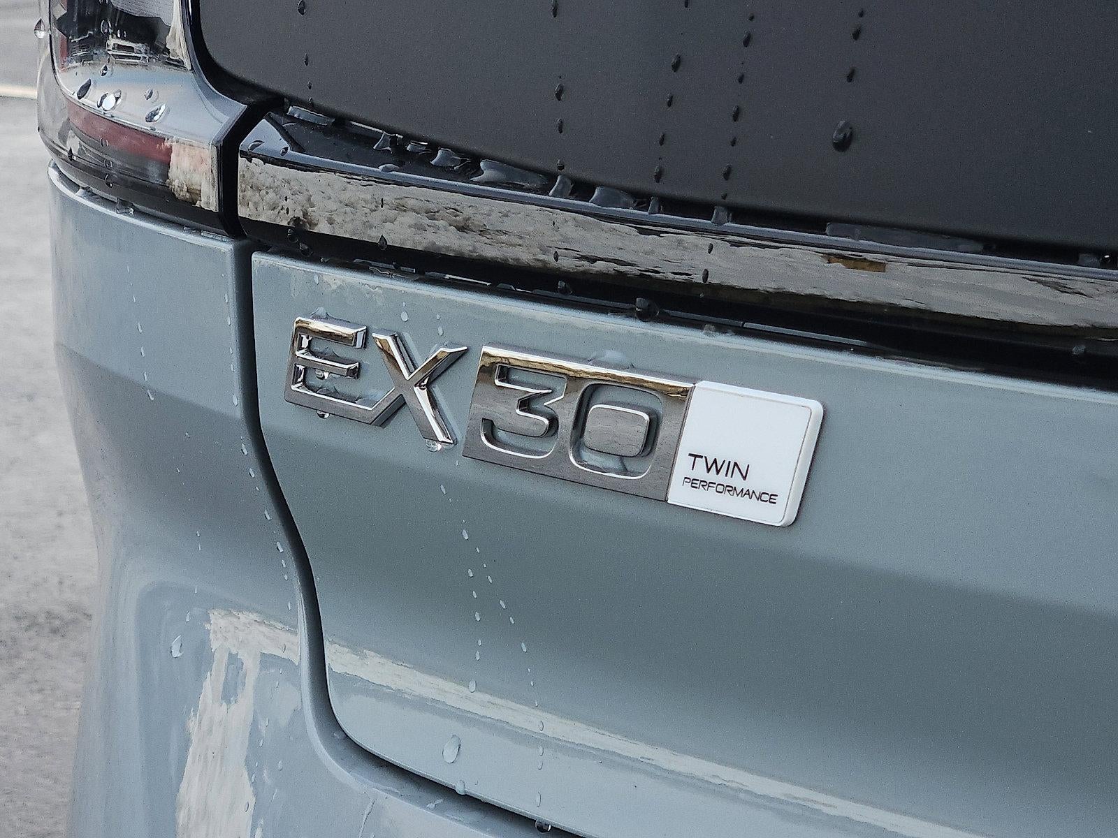 2026 Volvo EX30 Twin Motor AWD Cross Country Ultra