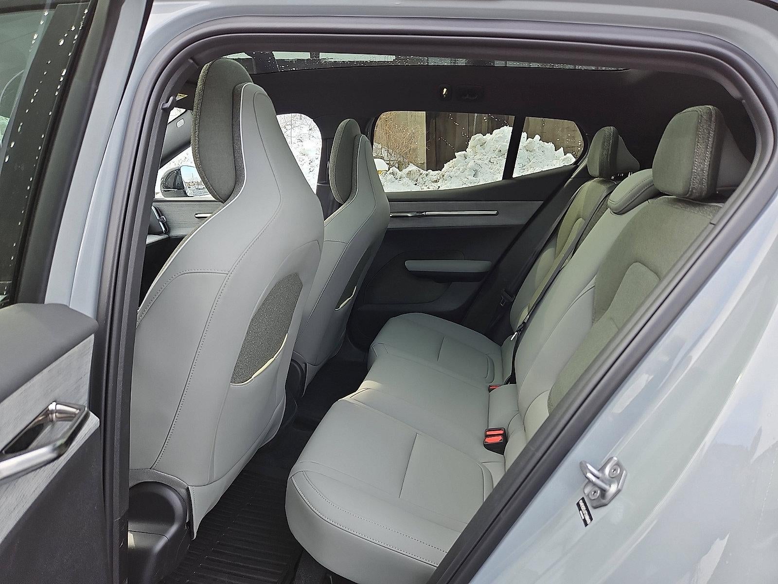 2026 Volvo EX30 Twin Motor AWD Cross Country Ultra