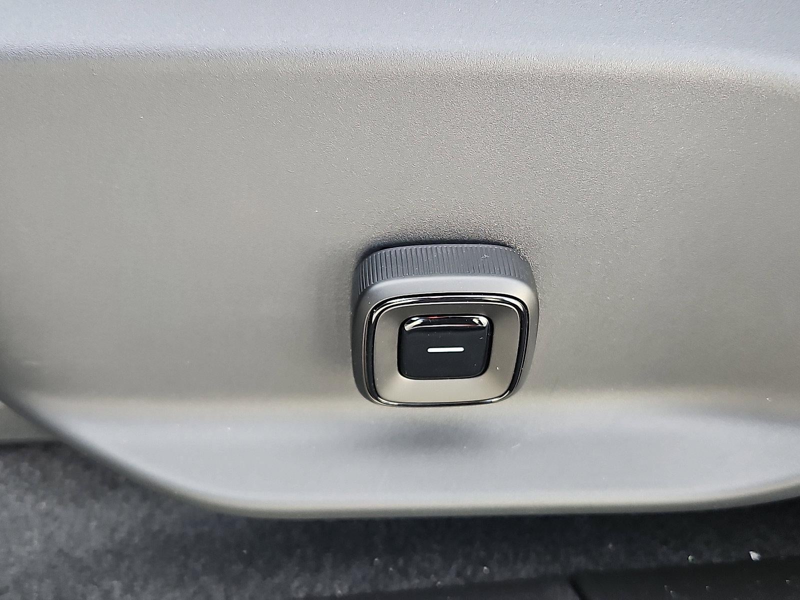 2026 Volvo EX30 Twin Motor AWD Plus