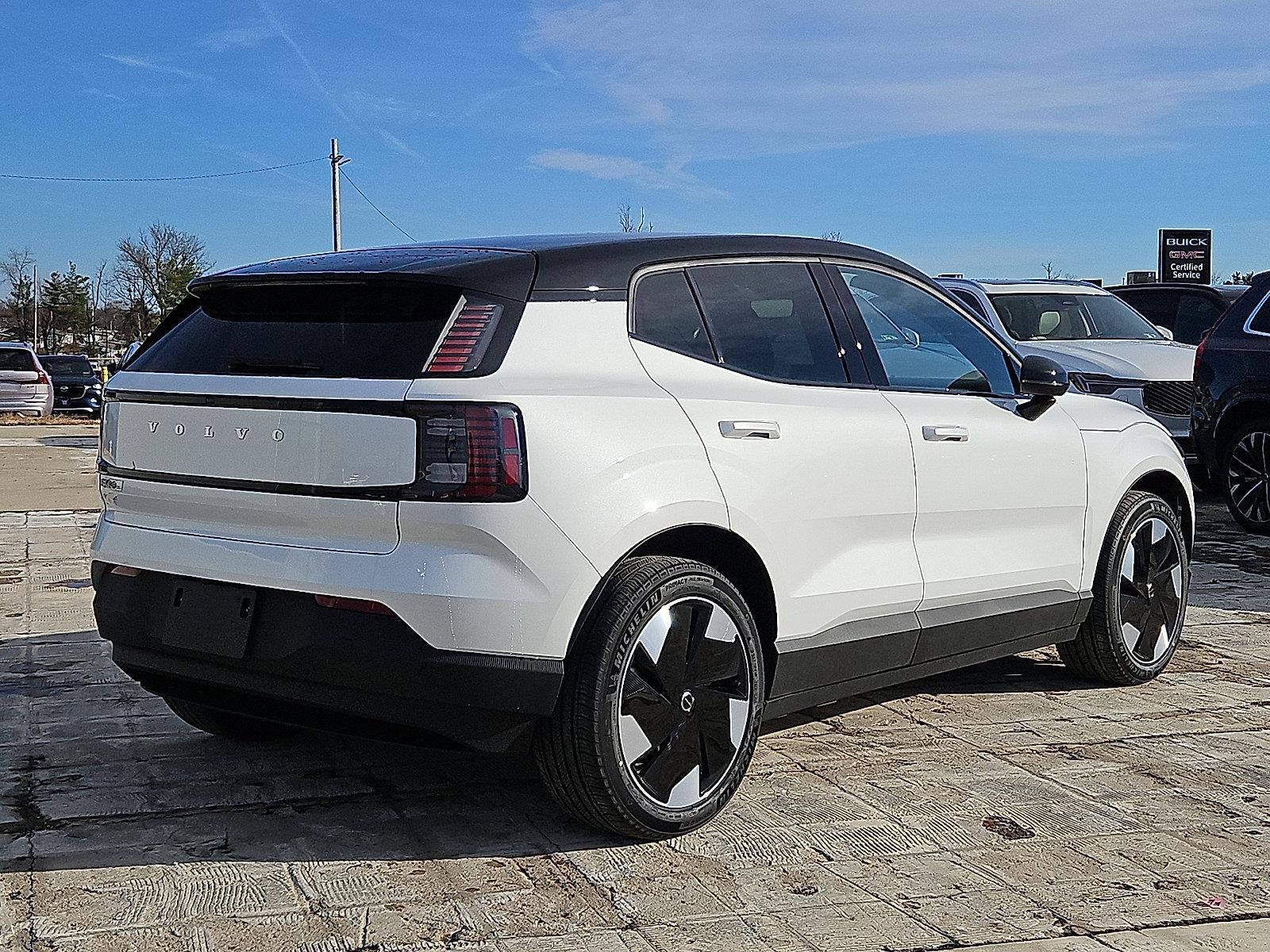 2026 Volvo EX30 Twin Motor AWD Plus