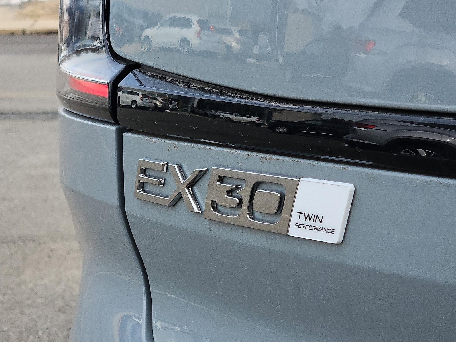 2025 Volvo EX30 Twin Motor AWD Ultra