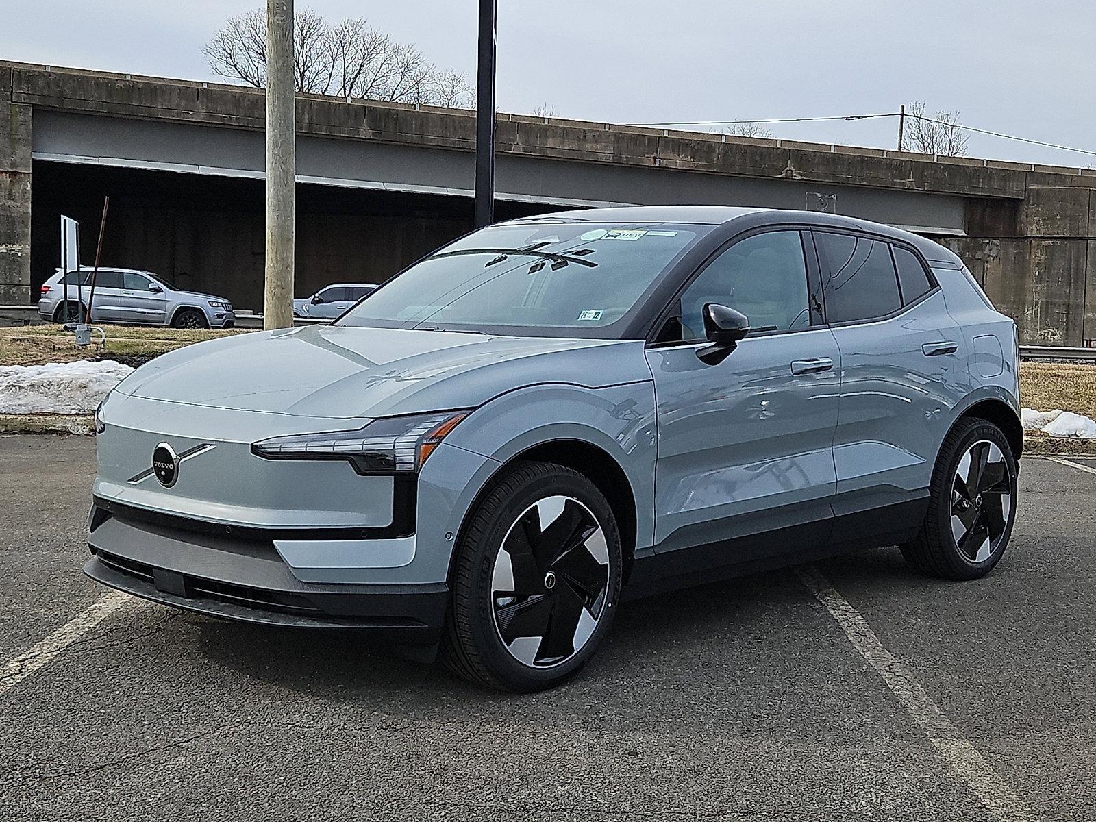 2025 Volvo EX30 Twin Motor AWD Ultra