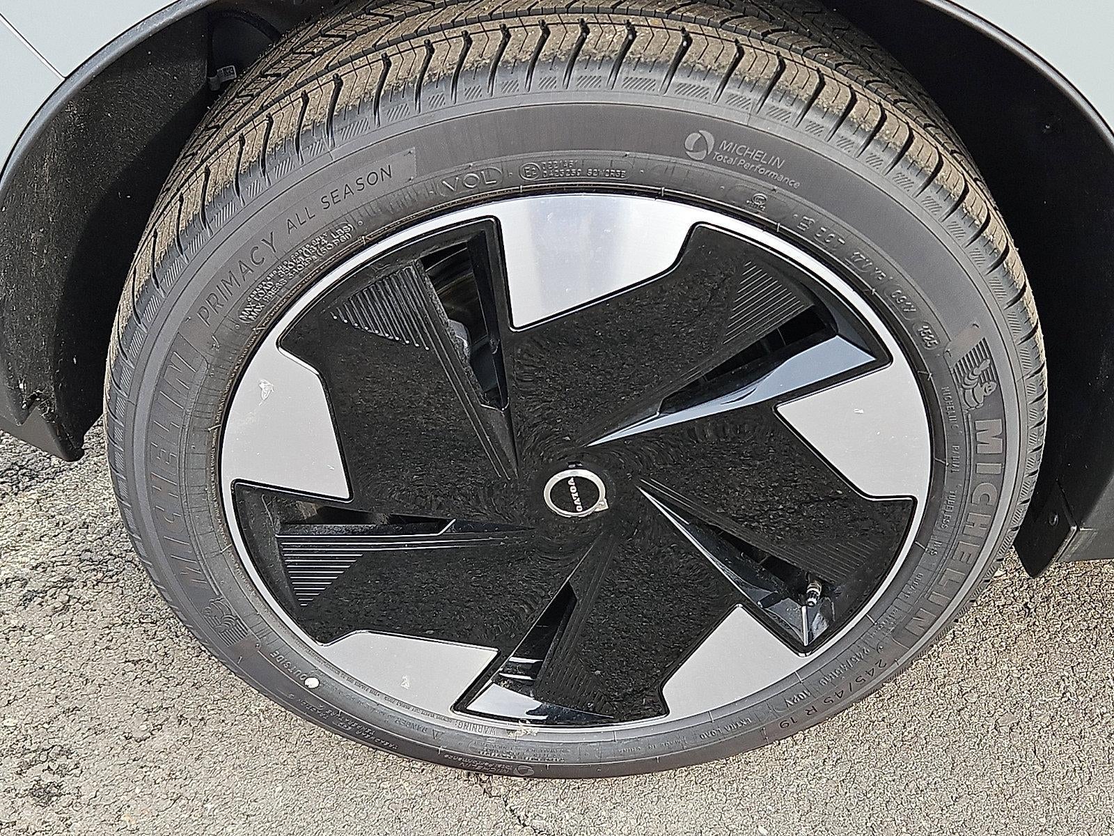 2025 Volvo EX30 Twin Motor AWD Ultra