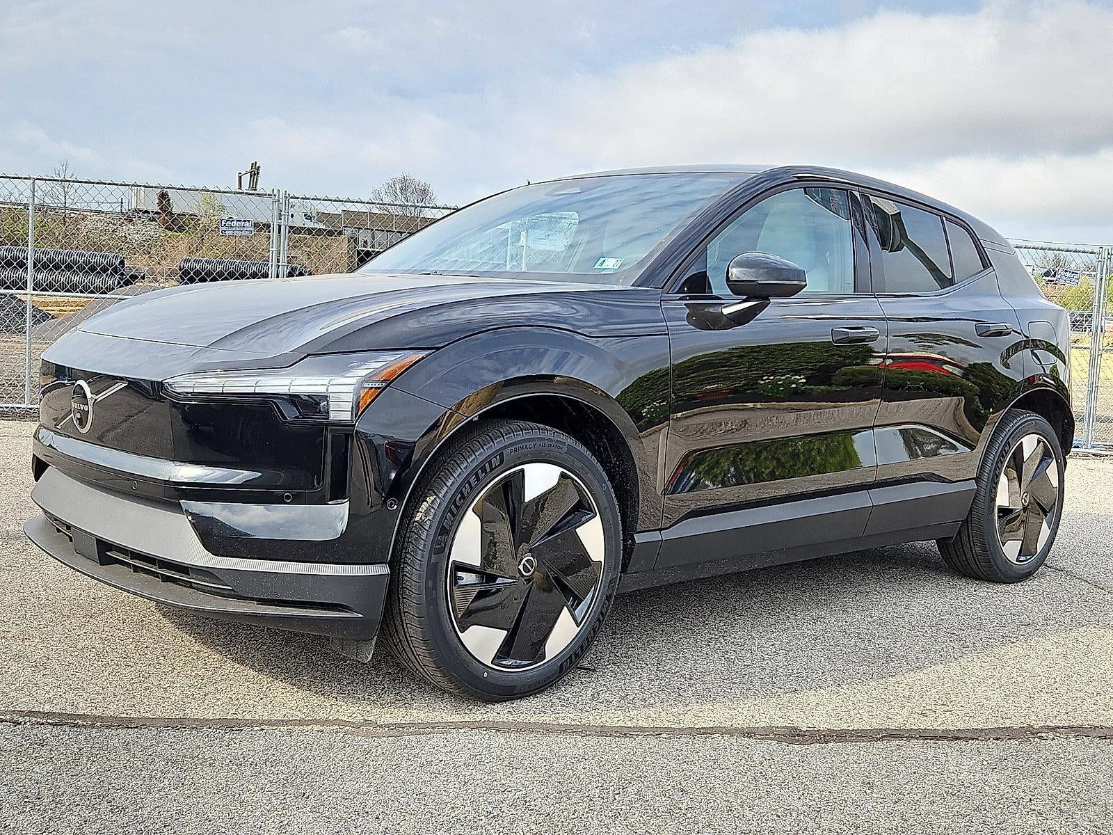 2026 Volvo EX30 Twin Motor AWD Ultra
