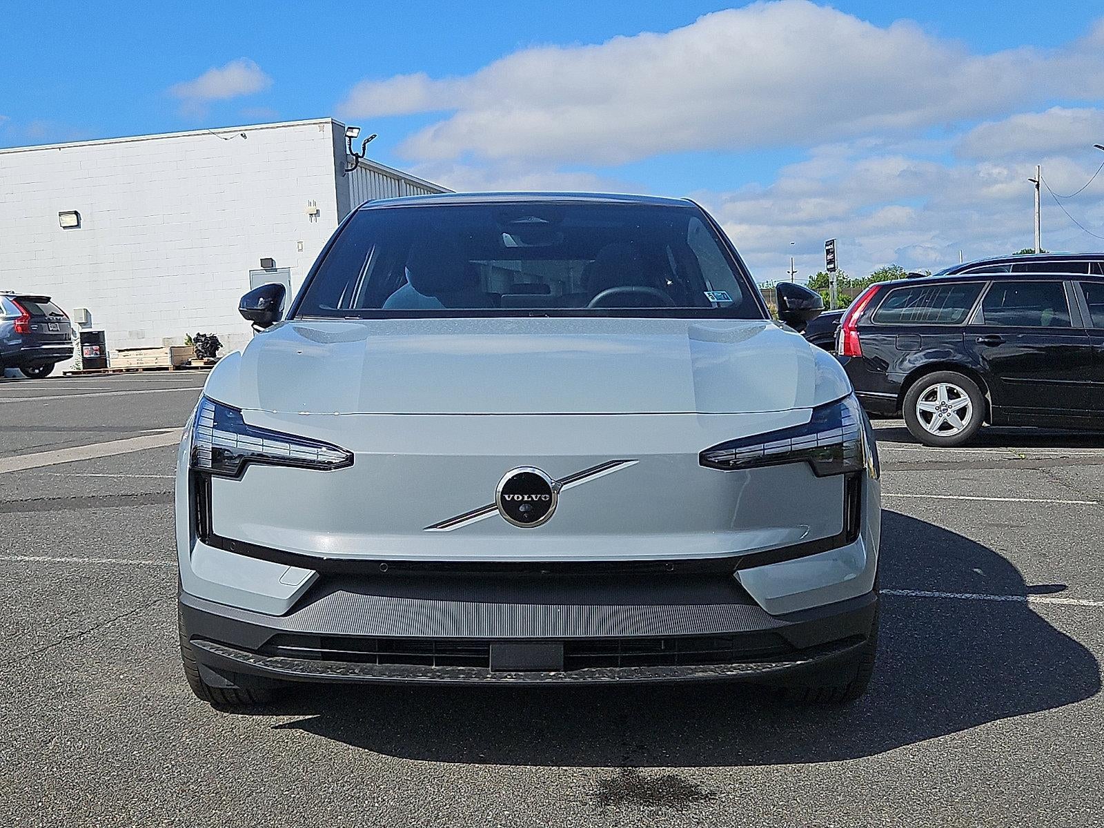 2026 Volvo EX30 Twin Motor AWD Ultra