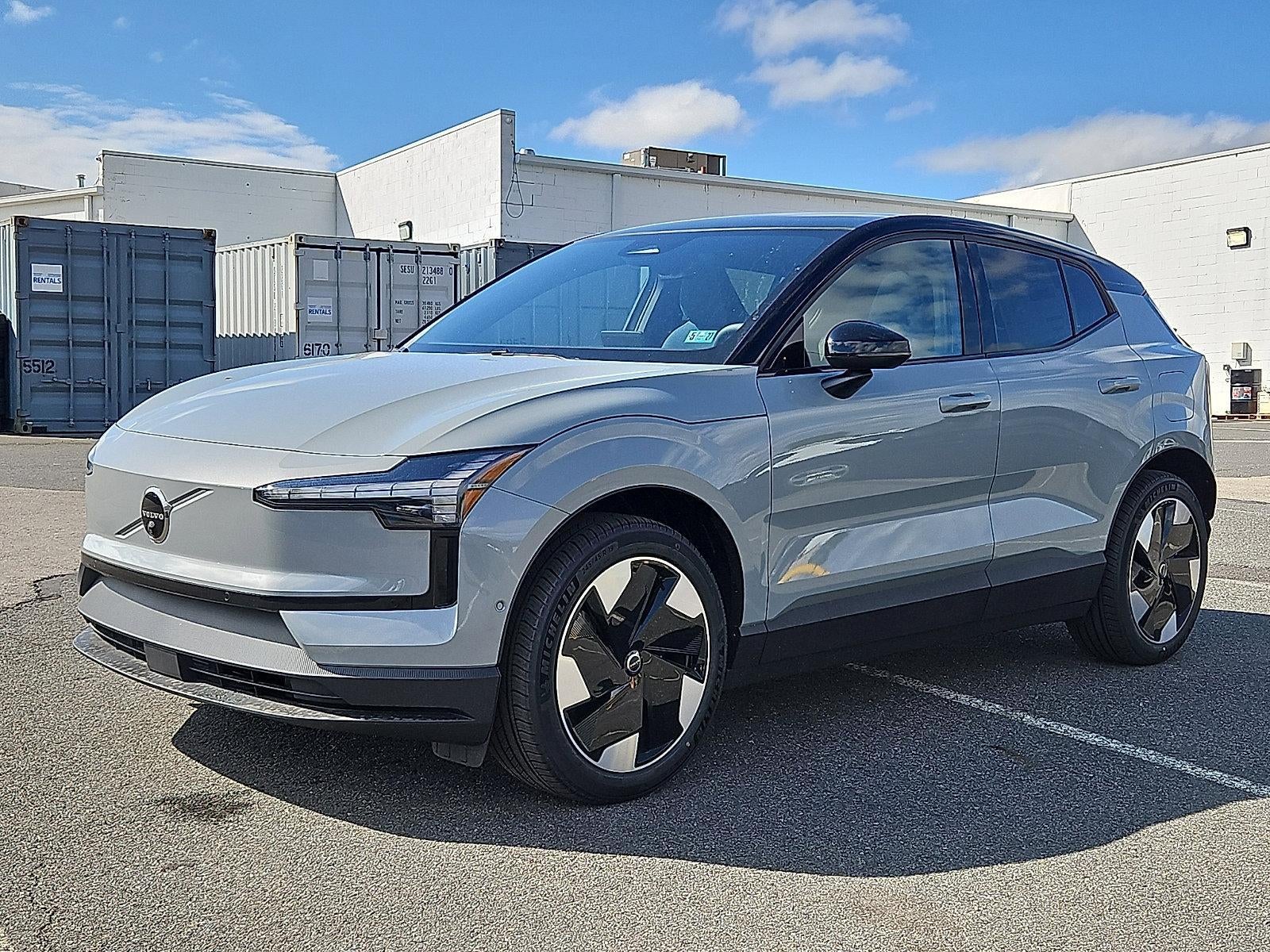2026 Volvo EX30 Twin Motor AWD Ultra