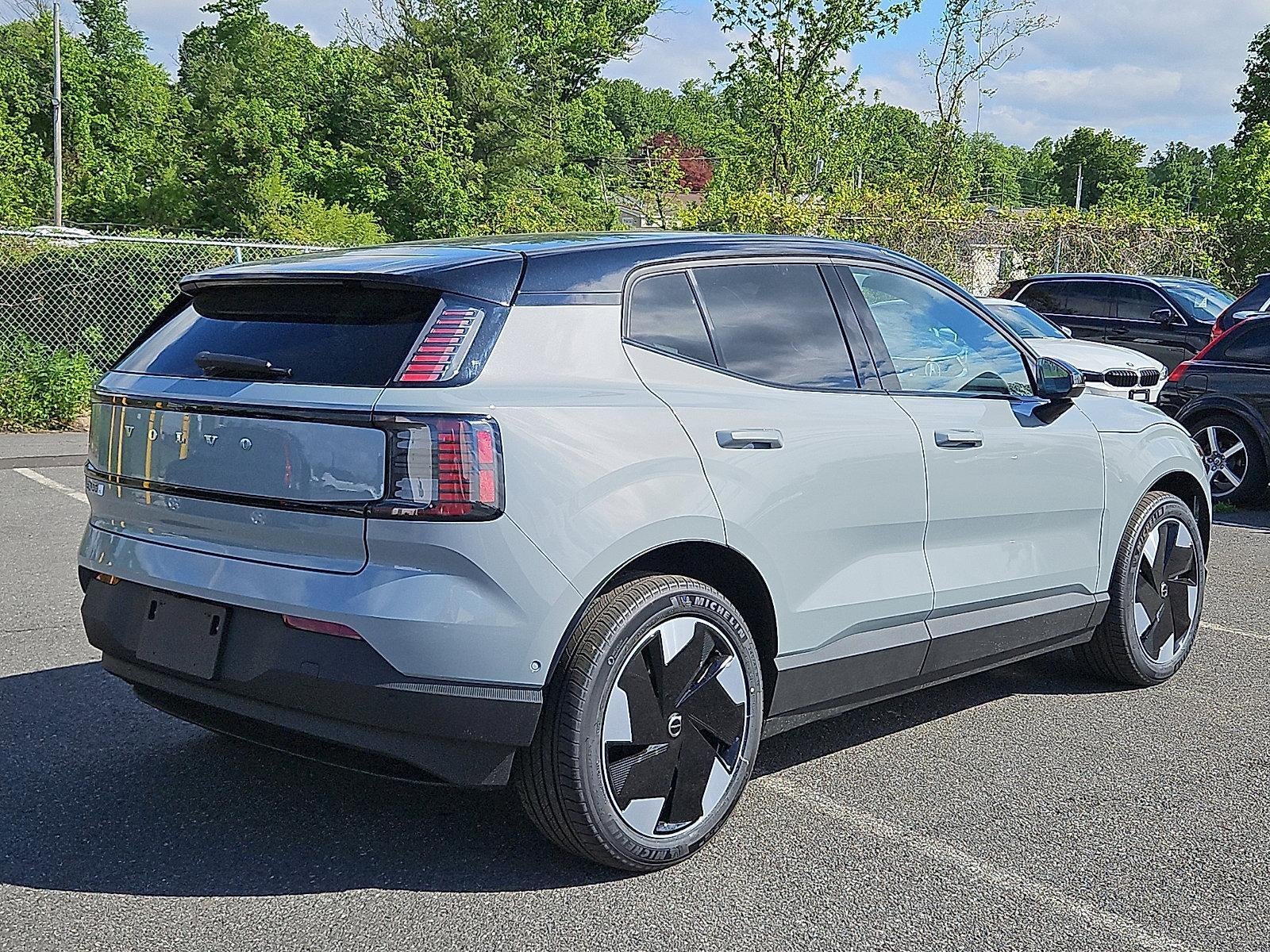 2026 Volvo EX30 Twin Motor AWD Ultra