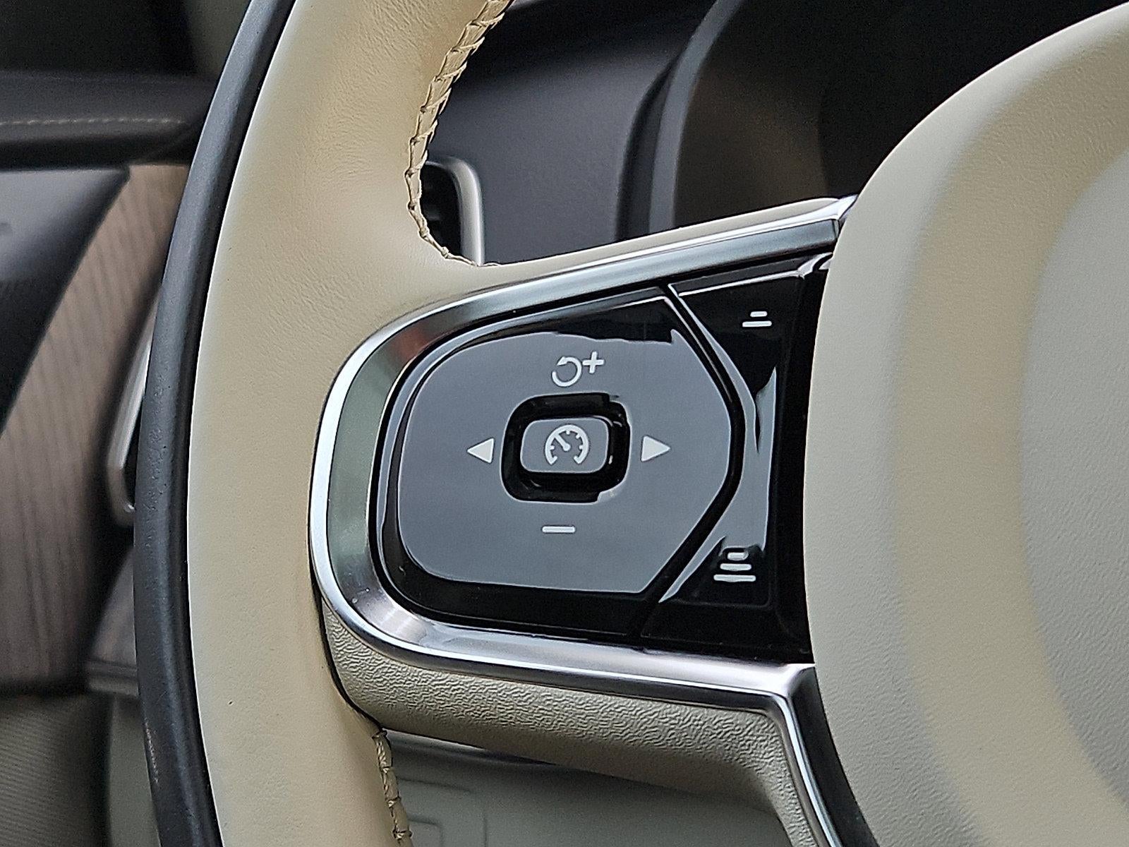 2023 Volvo XC90 Recharge Plug-In Hybrid T8 eAWD PHEV Ultimate 6P