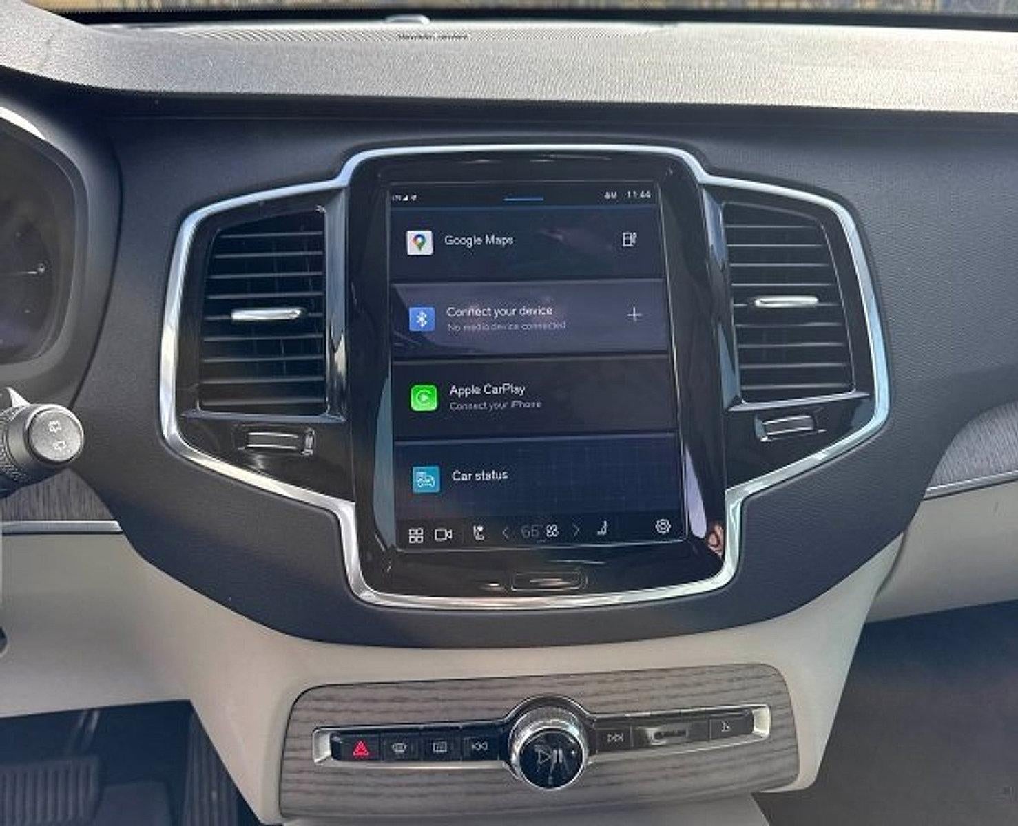 2023 Volvo XC90 Recharge Plug-In Hybrid T8 eAWD PHEV Plus 6P