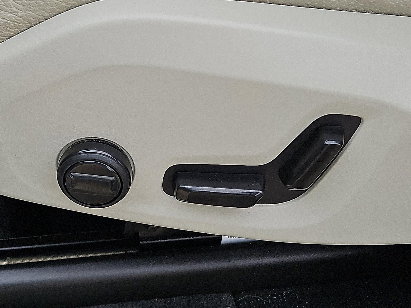 2023 Volvo XC90 Recharge Plug-In Hybrid T8 eAWD PHEV Plus 6P