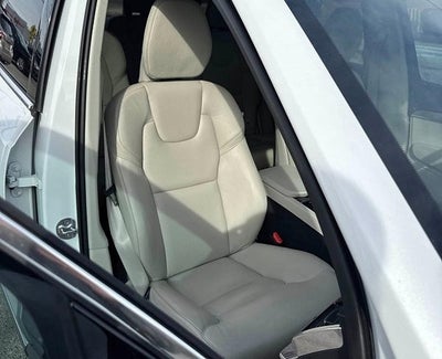 2023 Volvo XC90 Recharge Plug-In Hybrid T8 eAWD PHEV Plus 6P