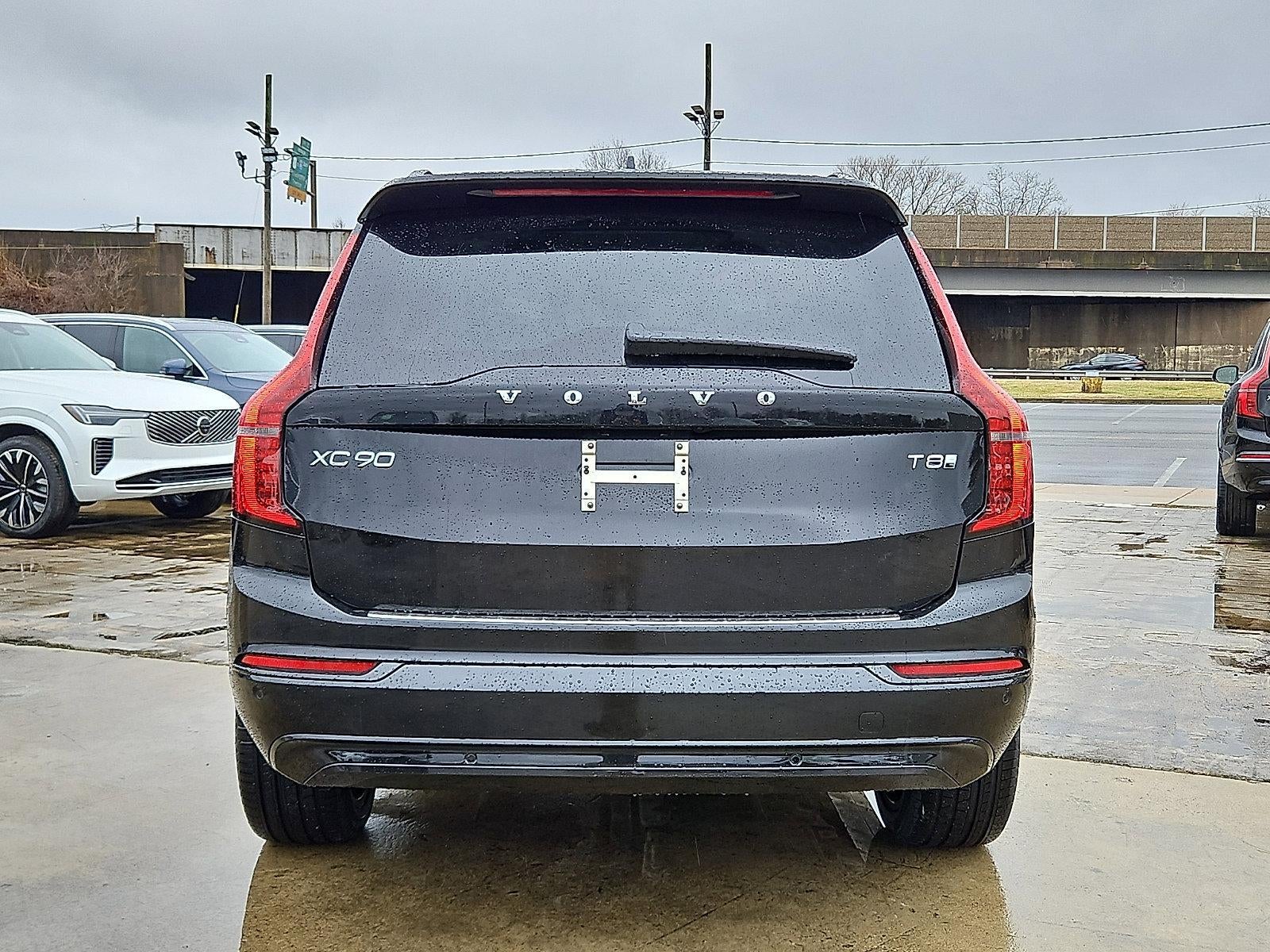 2026 Volvo XC90 Plug-In Hybrid T8 AWD Ultra Dark Theme 6-Seater