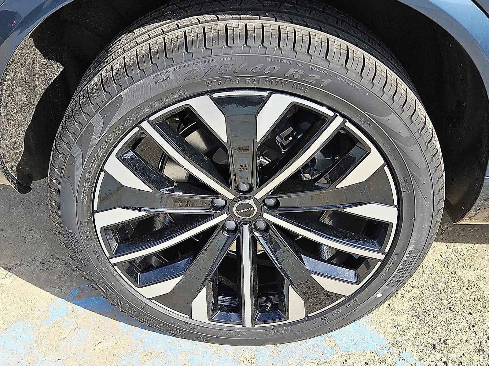 2026 Volvo XC90 Plug-In Hybrid T8 AWD Plus 7-Seater