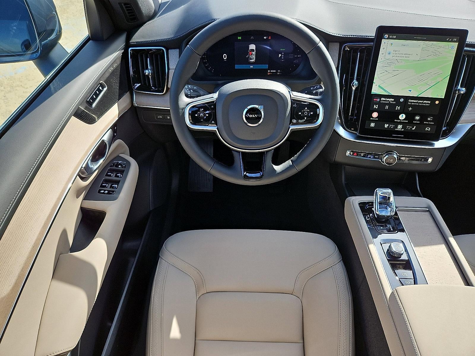 2026 Volvo XC90 Plug-In Hybrid T8 AWD Plus 7-Seater