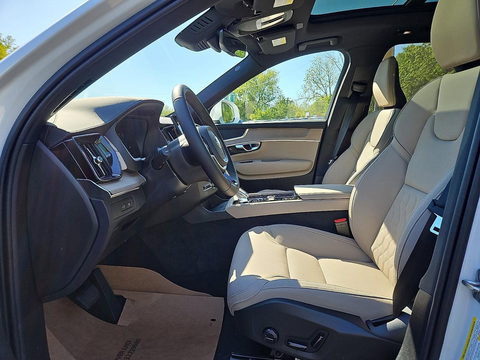 2026 Volvo XC90 Plug-In Hybrid T8 AWD Plus 7-Seater