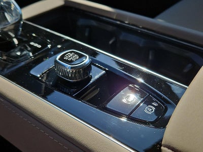 2026 Volvo XC90 Plug-In Hybrid T8 AWD Plus 7-Seater