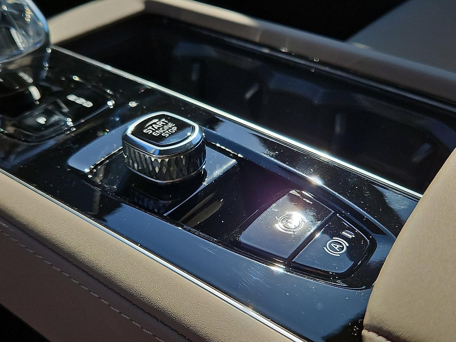 2026 Volvo XC90 Plug-In Hybrid T8 AWD Plus 7-Seater