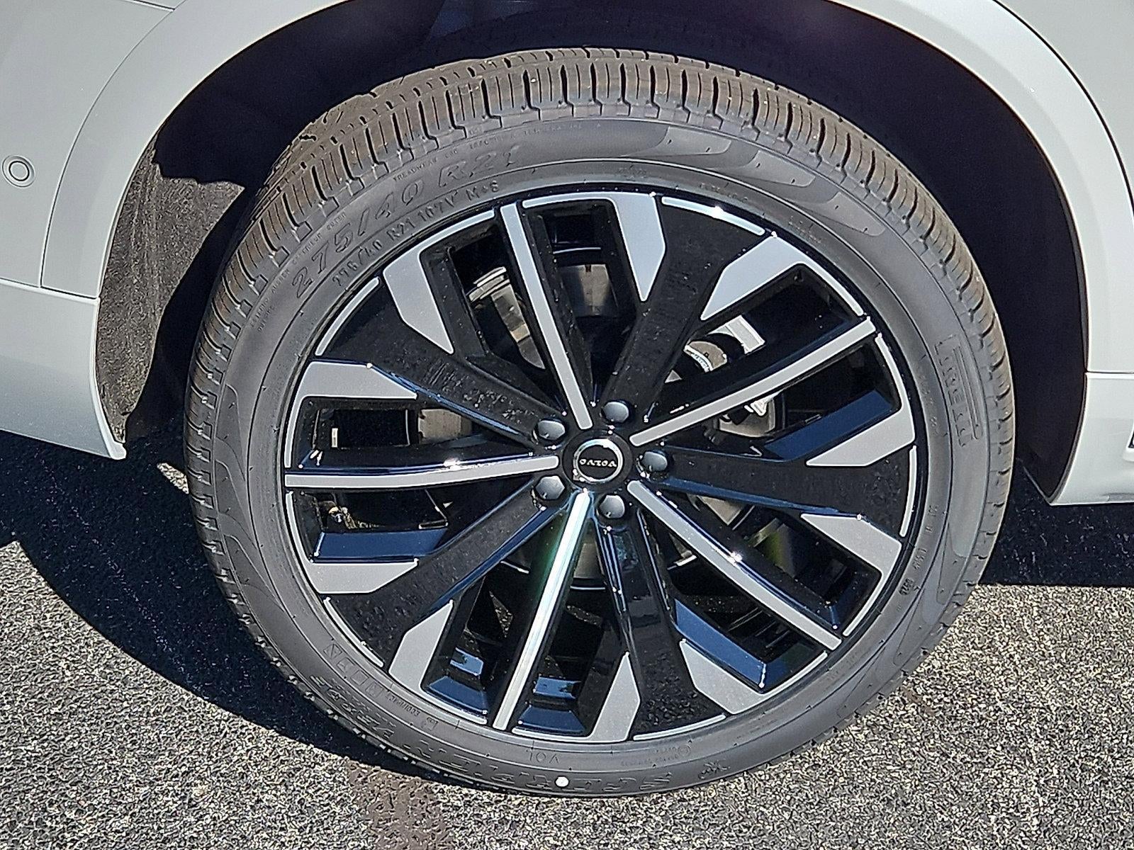 2026 Volvo XC90 Plug-In Hybrid T8 AWD Plus 7-Seater