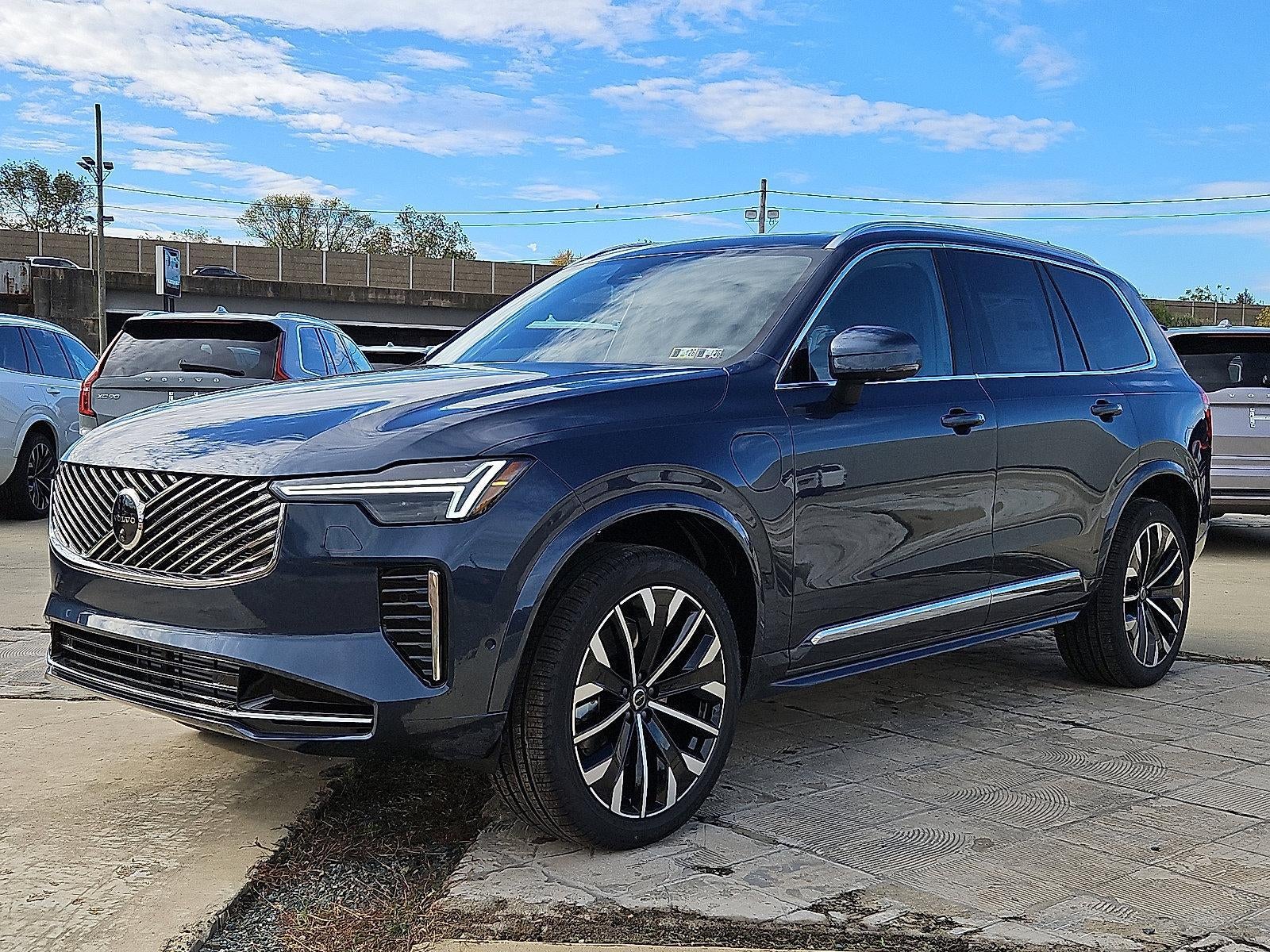 2026 Volvo XC90 Plug-In Hybrid T8 AWD Plus 7-Seater