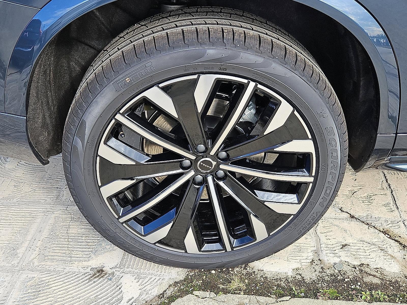 2026 Volvo XC90 Plug-In Hybrid T8 AWD Plus 7-Seater