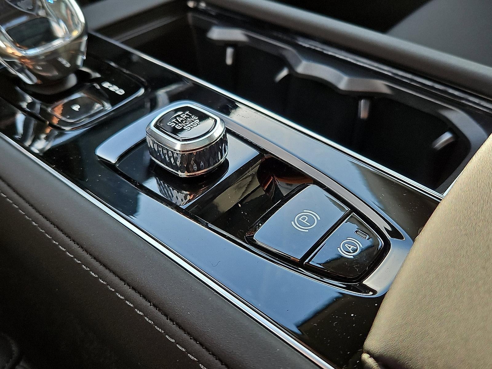 2026 Volvo XC90 Plug-In Hybrid T8 AWD Plus 7-Seater