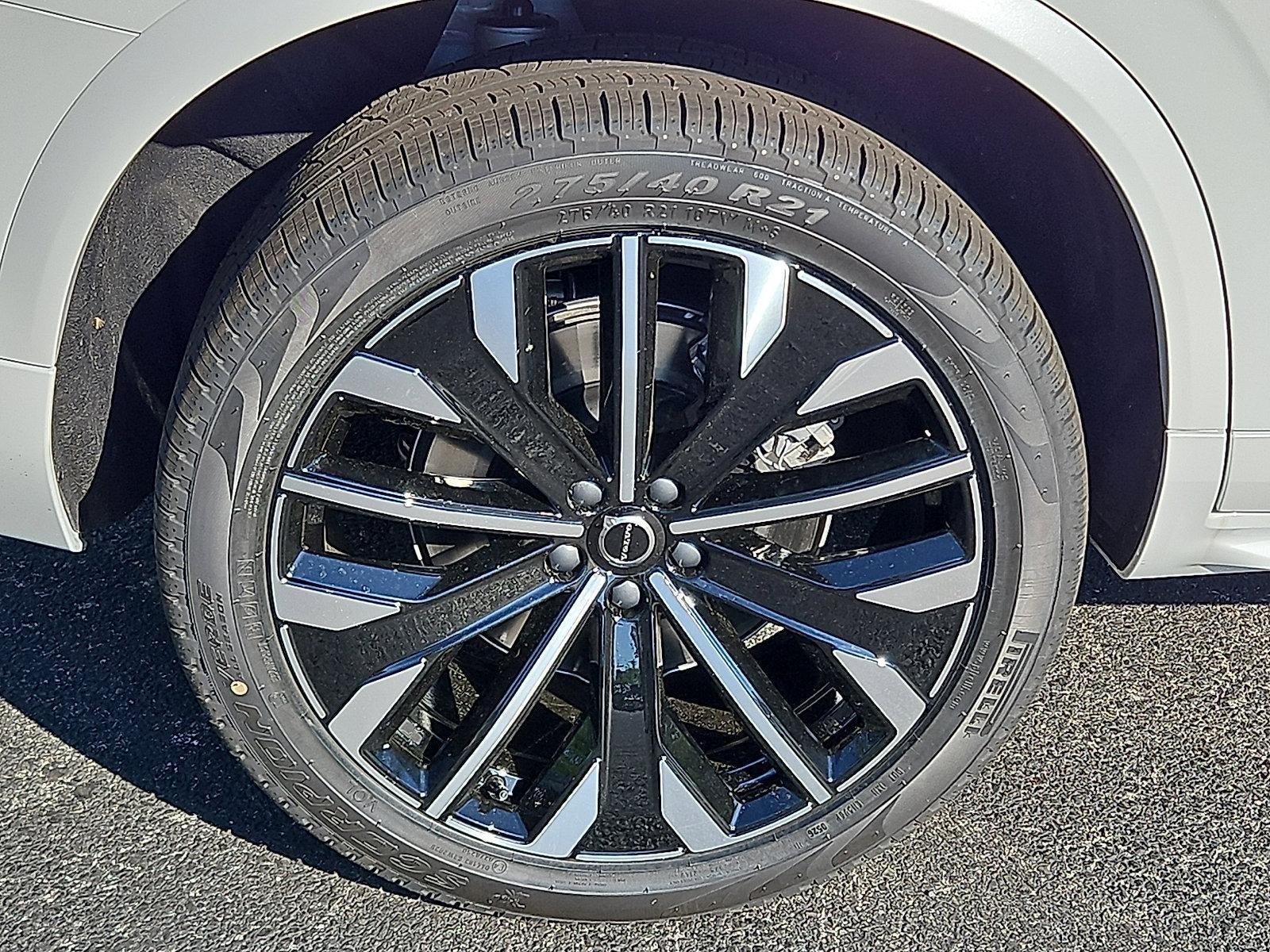 2026 Volvo XC90 Plug-In Hybrid T8 AWD Ultra 7-Seater