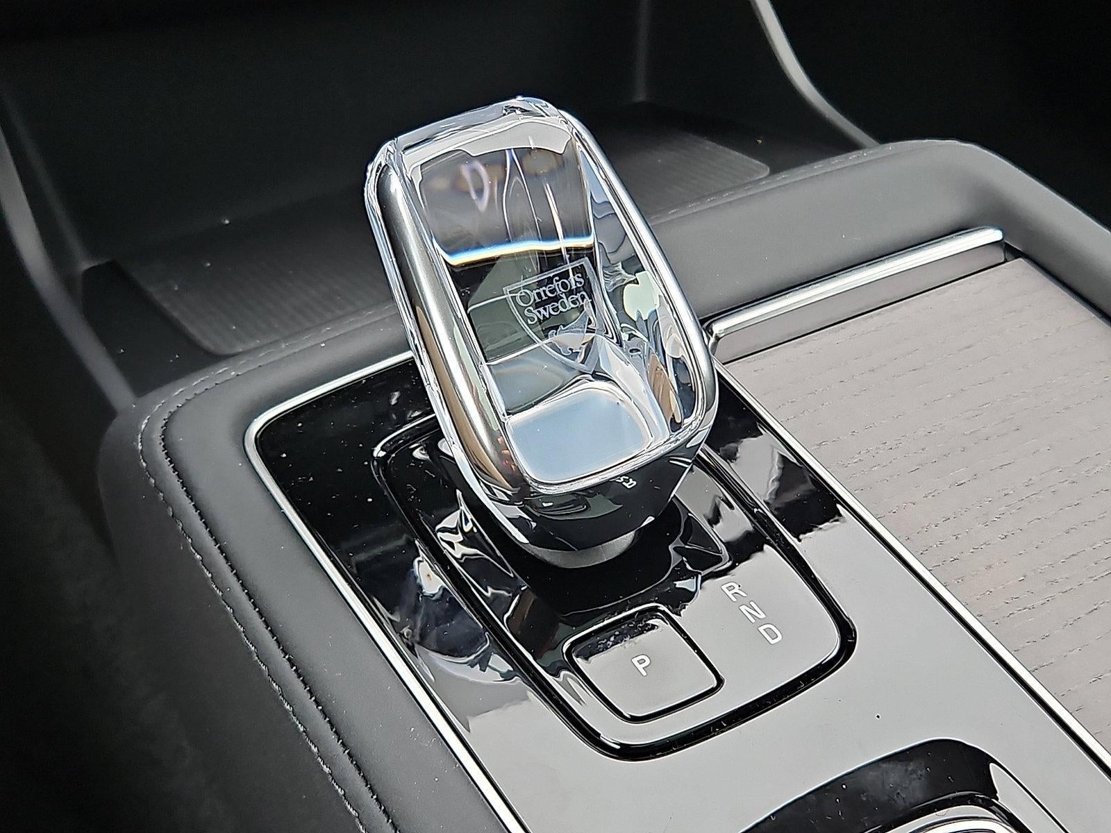 2026 Volvo XC90 Plug-In Hybrid T8 AWD Ultra 7-Seater