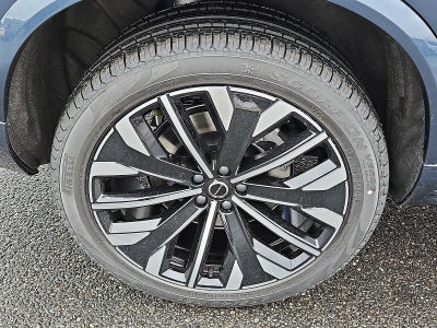 2026 Volvo XC90 Plug-In Hybrid T8 AWD Ultra 7-Seater