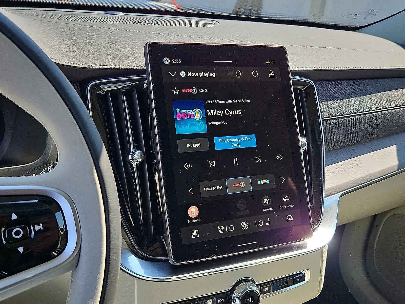 2026 Volvo XC90 Plug-In Hybrid T8 AWD Ultra 7-Seater