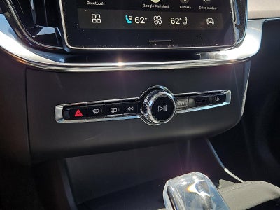2026 Volvo XC90 Plug-In Hybrid T8 AWD Ultra Dark Theme 7-Seater