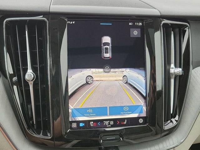 2025 Volvo XC60 Plug-In Hybrid T8 AWD Plus