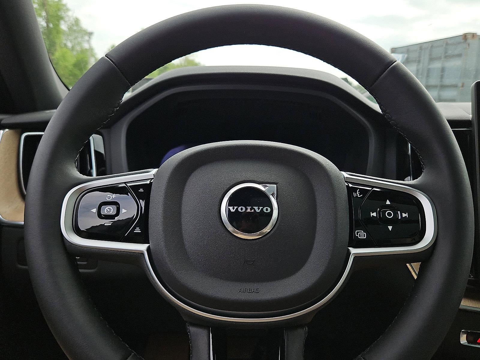 2026 Volvo XC60 Plug-In Hybrid T8 AWD Plus