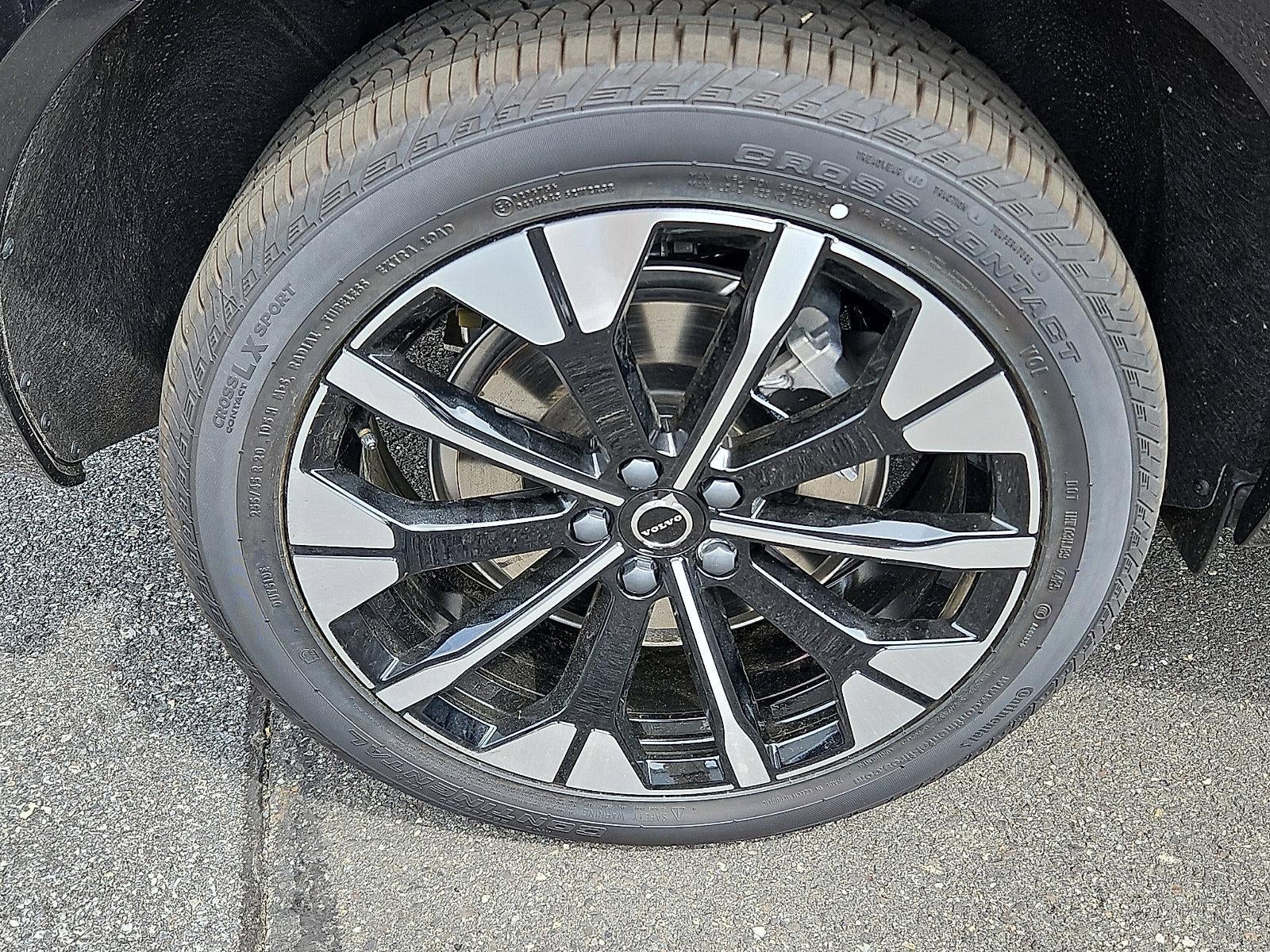 2026 Volvo XC60 Plug-In Hybrid T8 AWD Plus