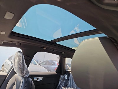 2026 Volvo XC60 Plug-In Hybrid T8 AWD Ultra Black Edition