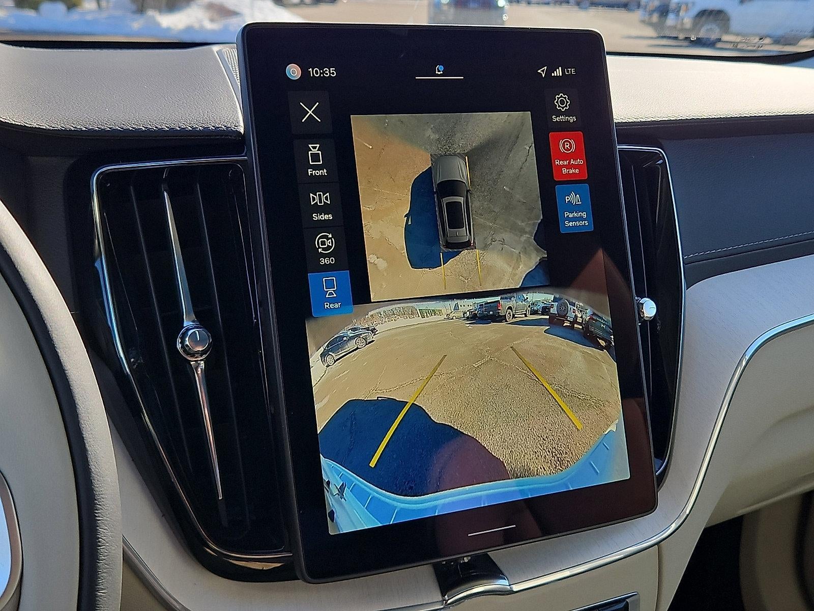 2026 Volvo XC60 Plug-In Hybrid T8 AWD Ultra