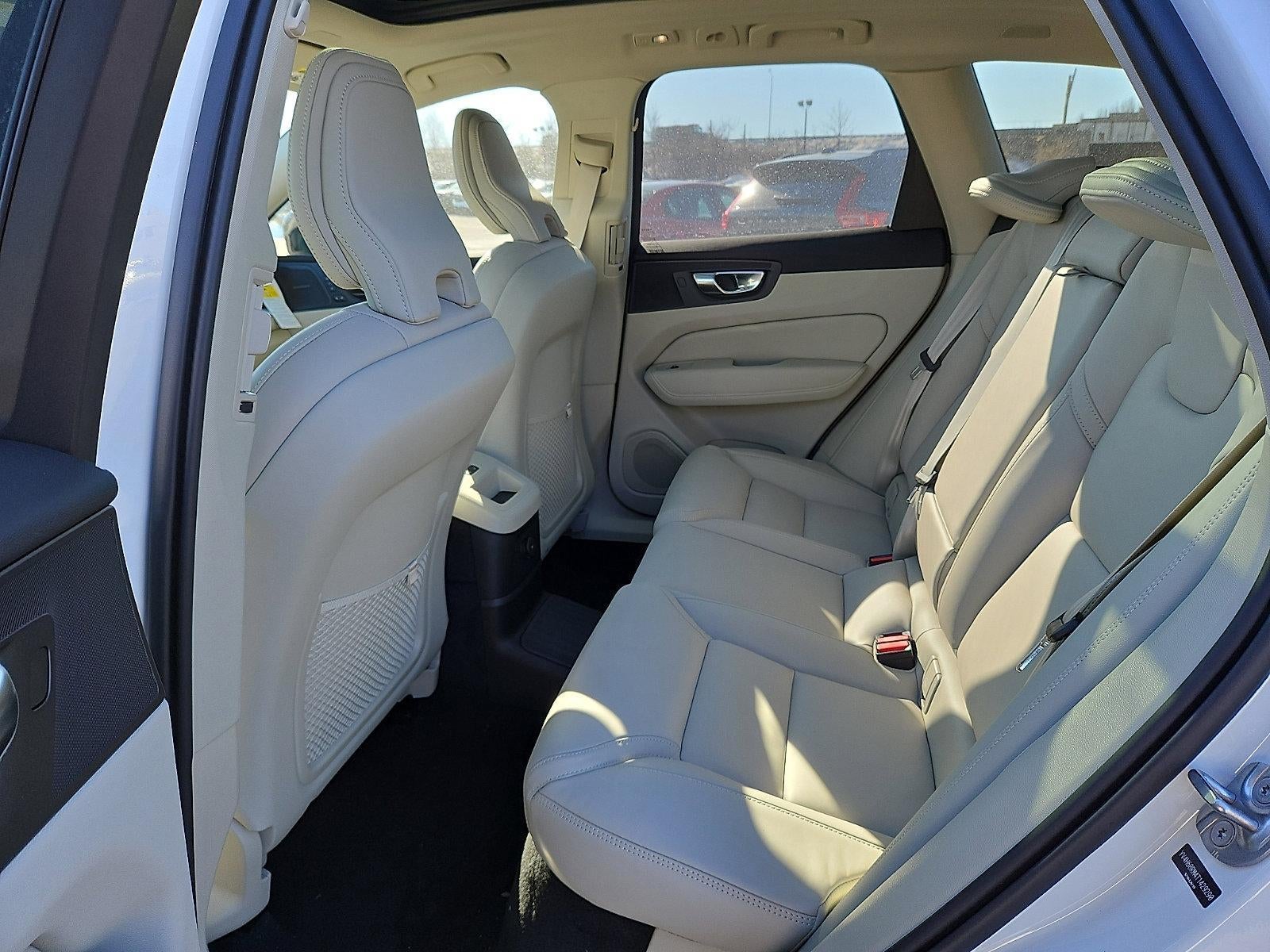 2026 Volvo XC60 Plug-In Hybrid T8 AWD Ultra