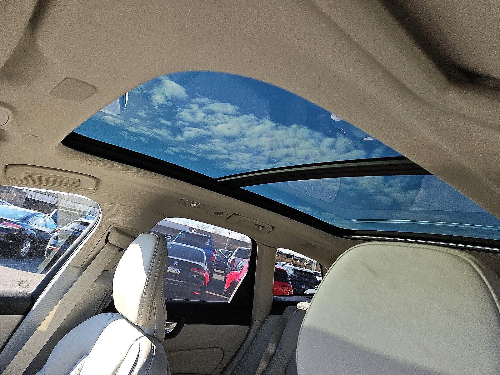 2026 Volvo XC60 Plug-In Hybrid T8 AWD Ultra