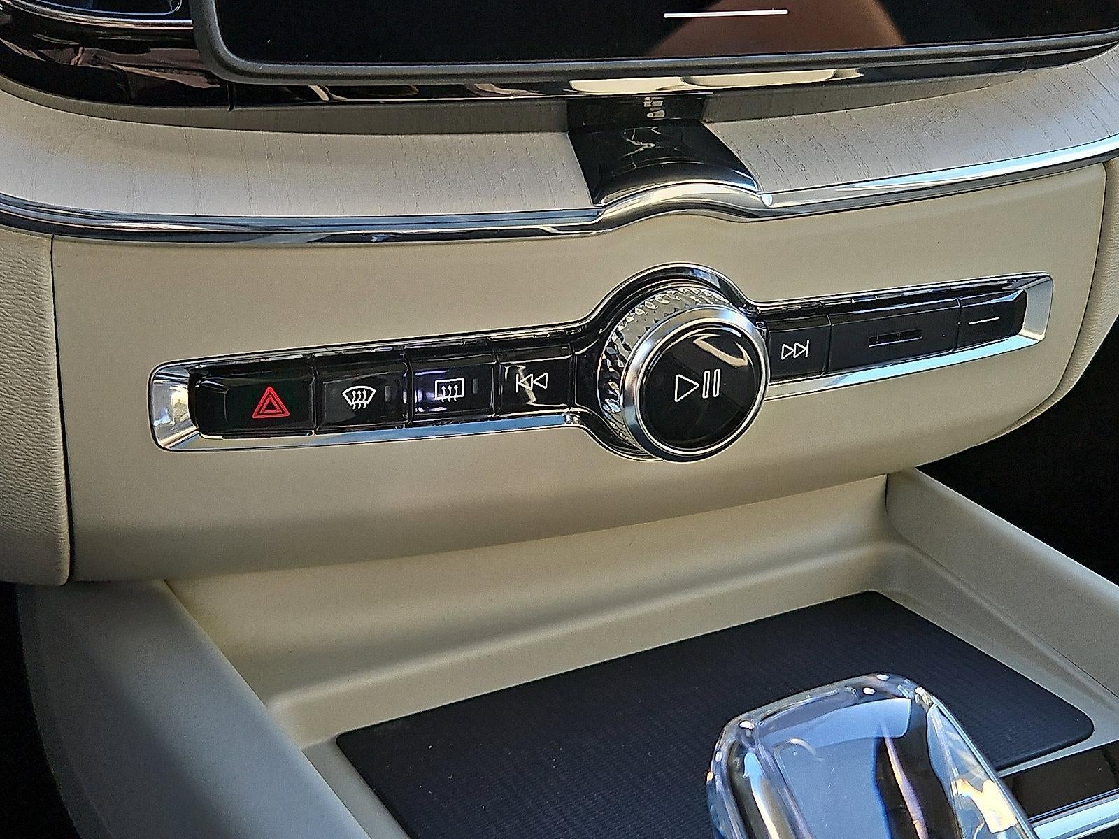 2026 Volvo XC60 Plug-In Hybrid T8 AWD Ultra