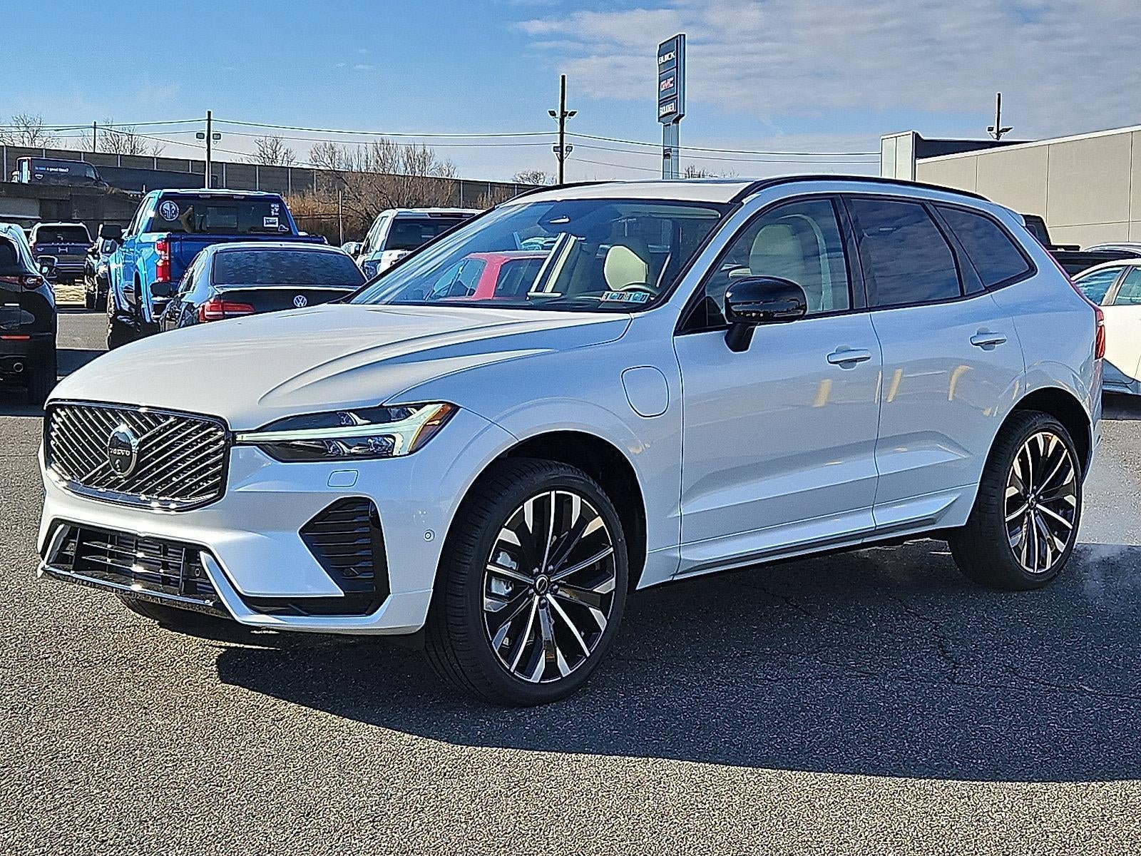 2026 Volvo XC60 Plug-In Hybrid T8 AWD Ultra