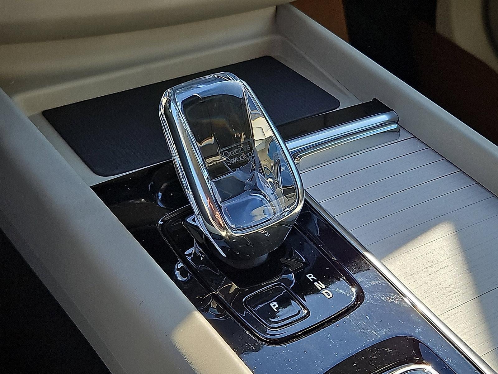 2026 Volvo XC60 Plug-In Hybrid T8 AWD Ultra