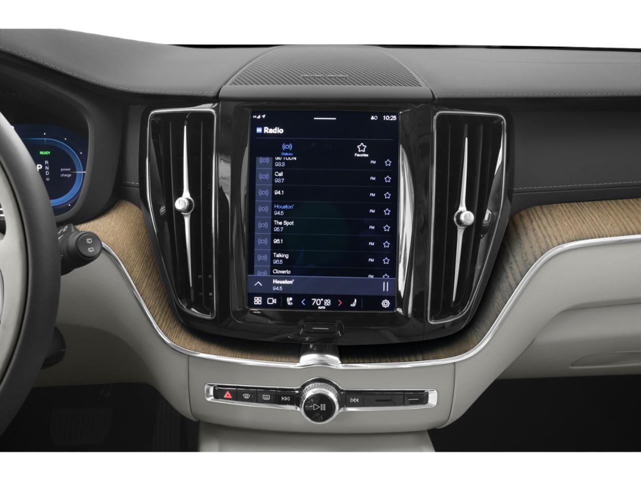 2025 Volvo XC60 Plug-In Hybrid T8 AWD Ultra