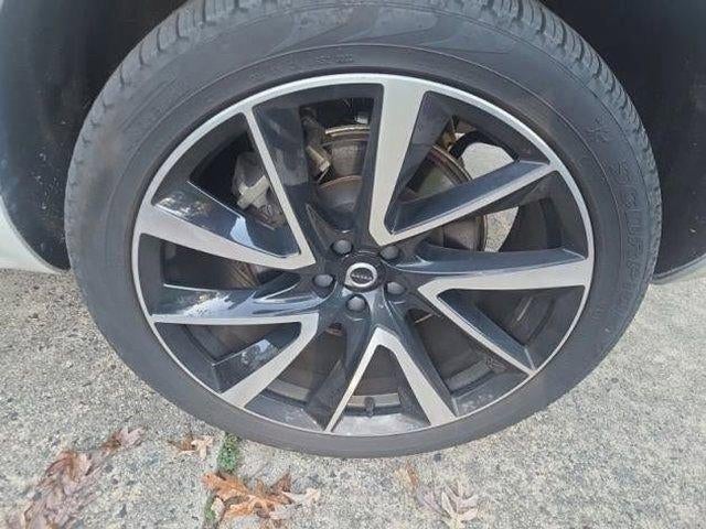 2024 Volvo XC90 B5 AWD Plus Bright Theme 7P