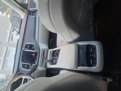 2024 Volvo XC90 B5 AWD Plus Bright Theme 7P